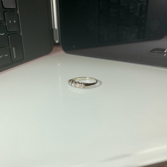 Diamond wedding band 🆑. Lowest Price - Picture 3 of 5